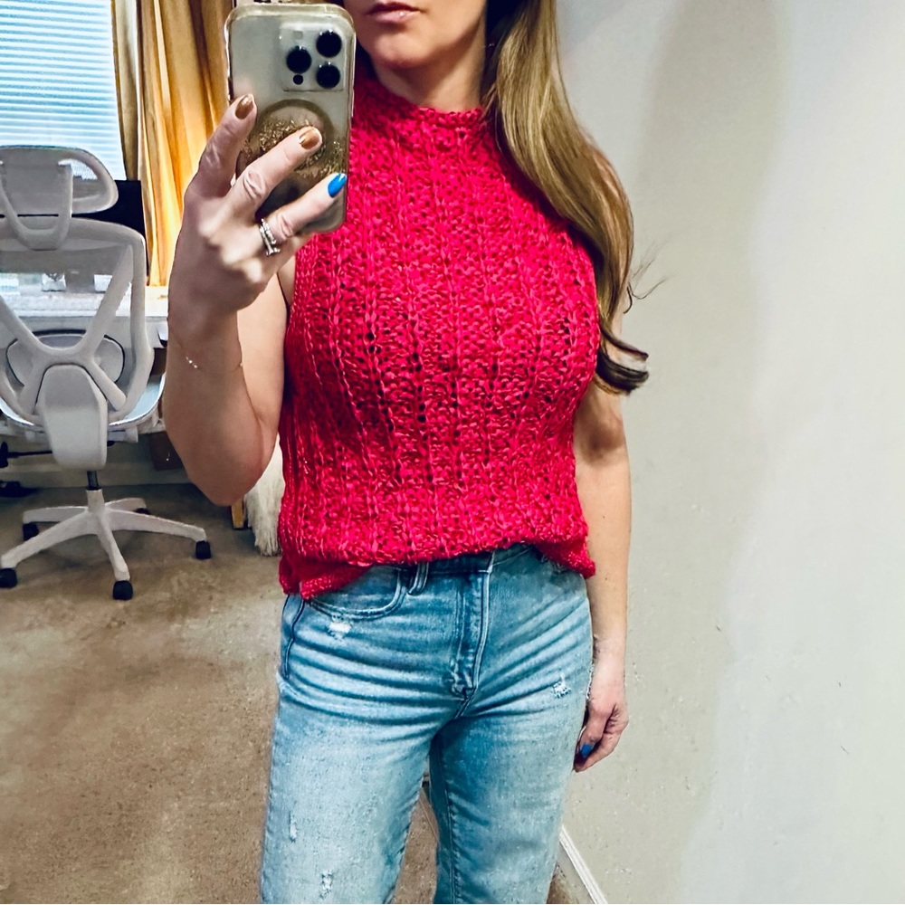 Pink Knit Sleeveless Top